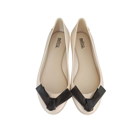New without box Melissa Flat Size 6 - Picture 1 of 2